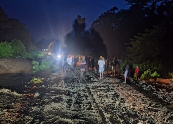 Berkat Koordinasi Bupati SBT, Jembatan Darurat di Kufar yang Roboh Sudah Bisa Dilalui