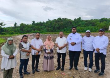 Saadiah Uluputty Janji Bantu Pemkab SBT Atasi Masalah Sampah