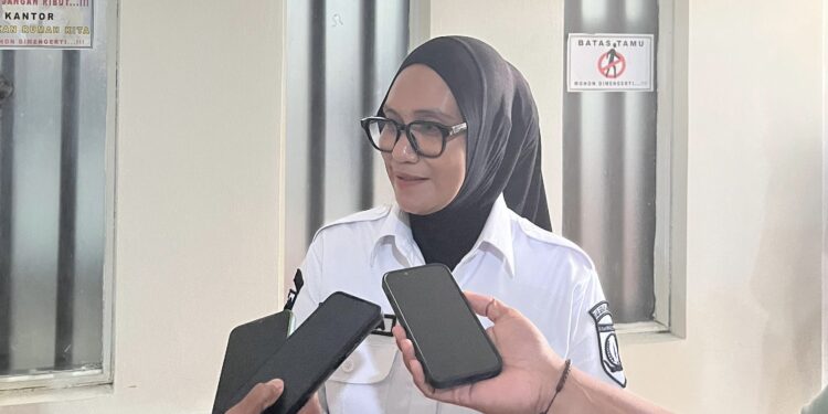 Dinas Komunikasi dan Informatika SBT Sedang Siapkan Dua Layanan Call Center