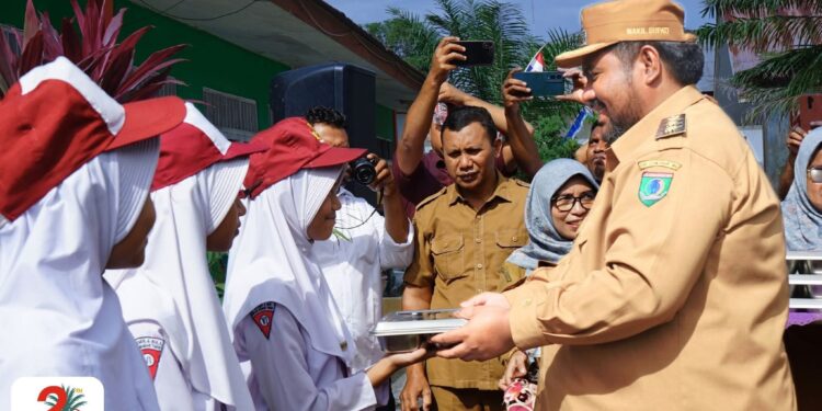 Setelah Teluk Waru, Program MBG Mulai Sasar Pelajar di Kecamatan Bula