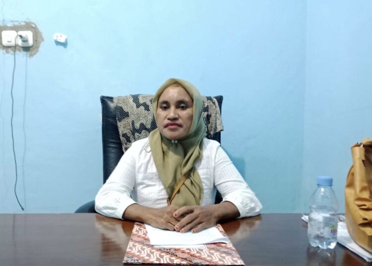 Plt Kepala Dinas P2KB SBT Warda Rumadan