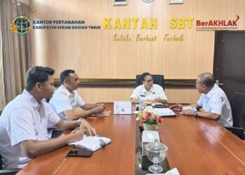 Nakertrans SBT dan Kantor Pertanahan Terus Berkoordinasi Tuntaskan Sertifikat Tanah Transmigrasi