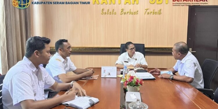 Nakertrans SBT dan Kantor Pertanahan Terus Berkoordinasi Tuntaskan Sertifikat Tanah Transmigrasi