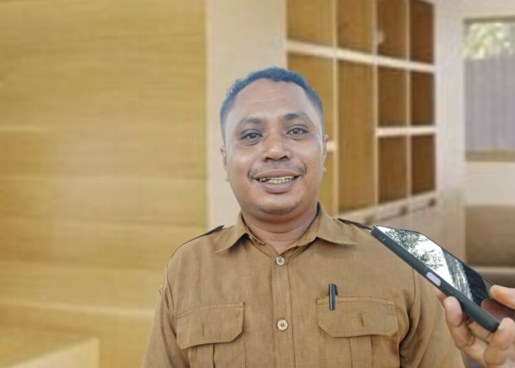 Pj Kepala Desa Bula Hanafi Kilbaren (Dok : Ist)