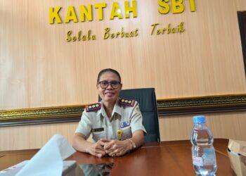 Klarifikasi ke Pihak Terkait, Kepala Kantor Pertanahan SBT Bantah Anak Buahnya Lakukan Pungli