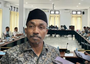 Komisi III DPRD SBT Gelar Rapat Evaluasi Bersama Mitra, Serapan Anggaran Masih Rendah