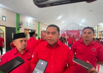 Tegaskan Dukungan, PDI Perjuangan SBT Deklarasi Benhur Watubun Calon Gubernur Maluku