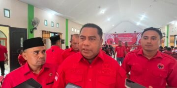Tegaskan Dukungan, PDI Perjuangan SBT Deklarasi Benhur Watubun Calon Gubernur Maluku