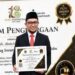 Kontribusi Nyata Bagi Madrasah, Kepala Kemenag SBT Terima Penghargaan dari PGM Indonesia