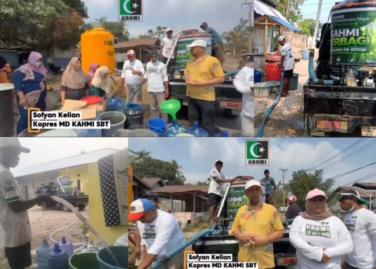 KAHMI SBT bergerak distribusi air bersih kepada masyarakat di Kota Bula (Dok : Ist)